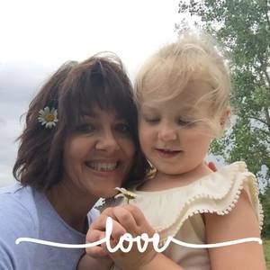 Meet your Posher, Cynthia